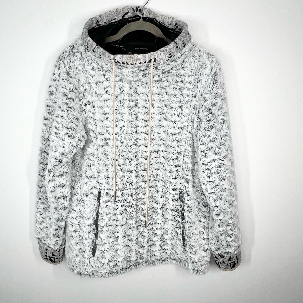 NWOT Wooly Bully Heli Pullover Faux Curly Lamb Fur Nordic Sweatshirt Large